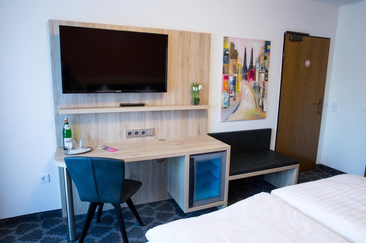 Hotel Wilms Koln Bagian luar foto