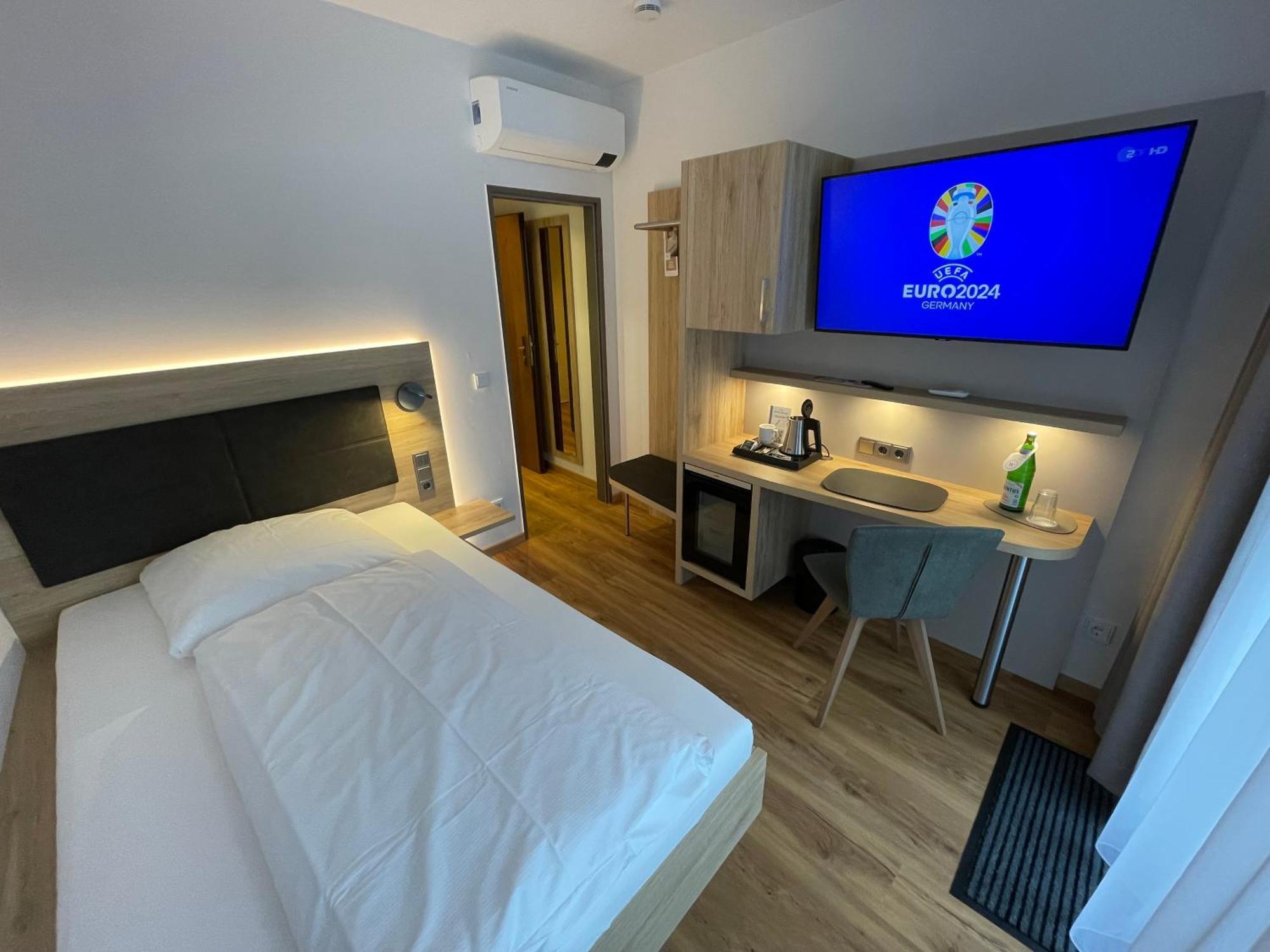 Hotel Wilms Koln Bagian luar foto